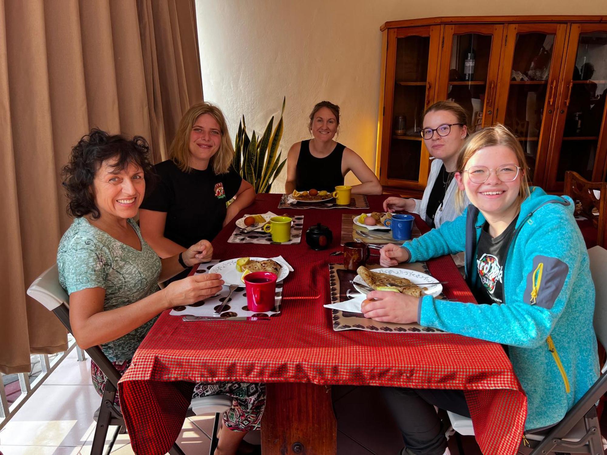Haika Home Lodge Dar es Salaam Zewnętrze zdjęcie